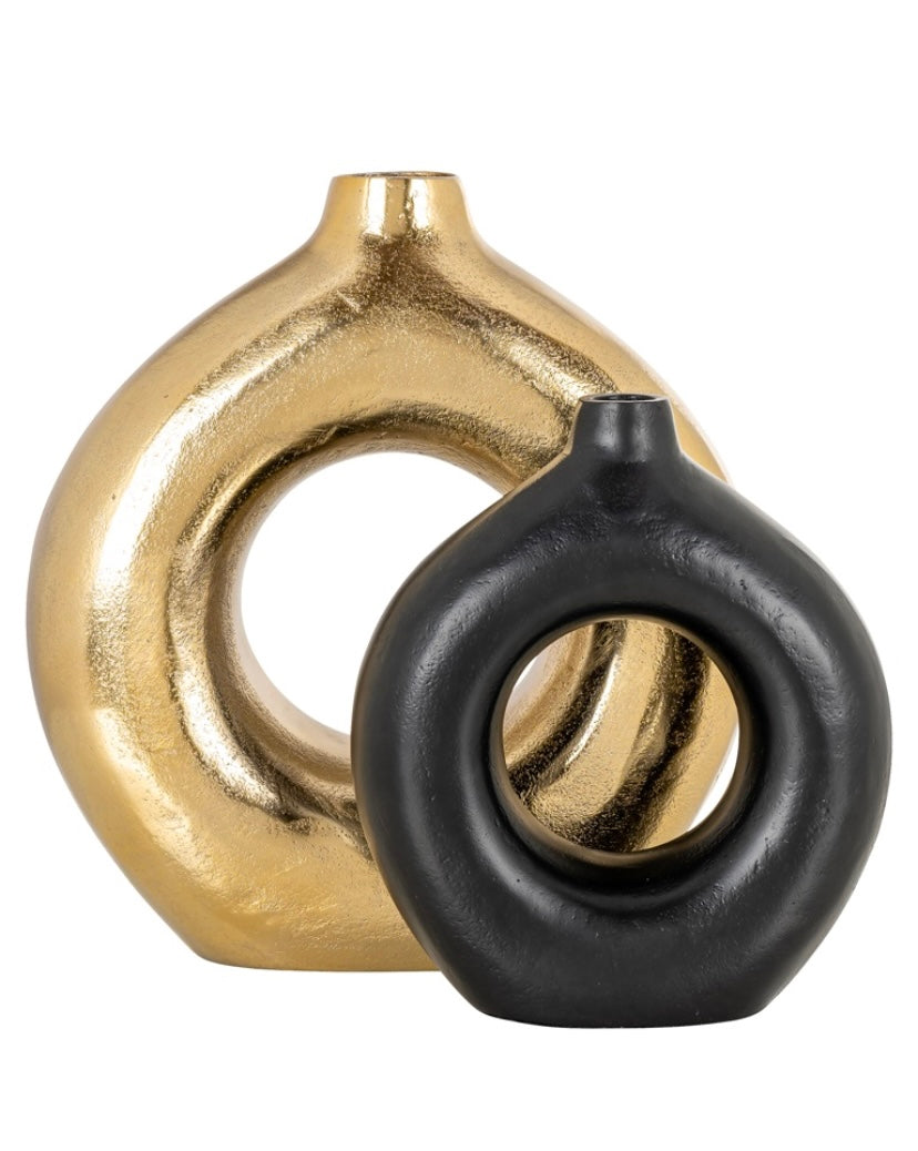Black Circular Vase